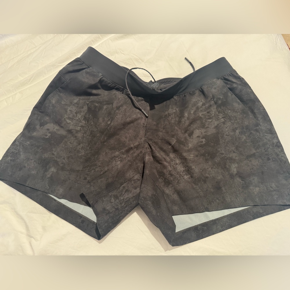 Lululemon Athletica Zeroed In Linerless Short 5”